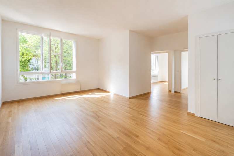 Logement remis en état, propre et lumineux, prêt à relouer